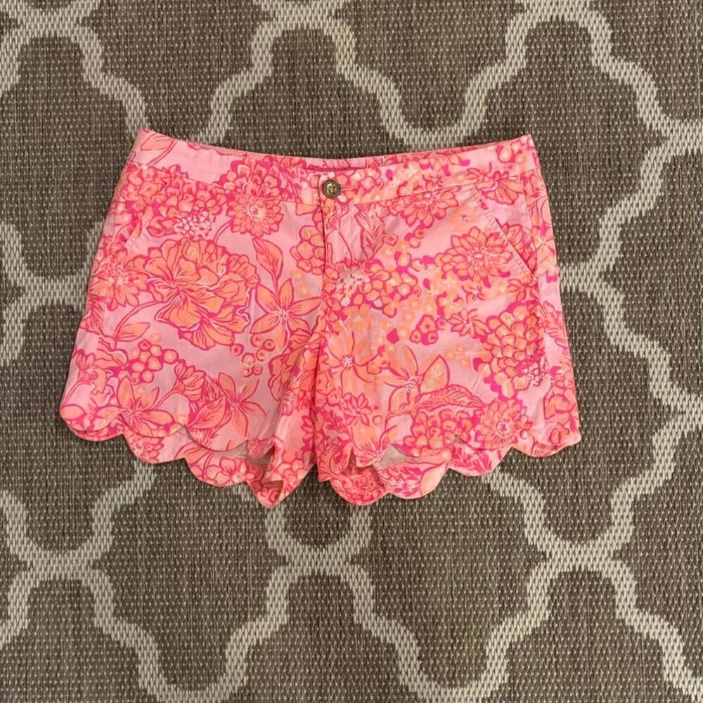 Lilly Pulitzer, buttercup, scalloped hem, shorts, days, bloom, size 10